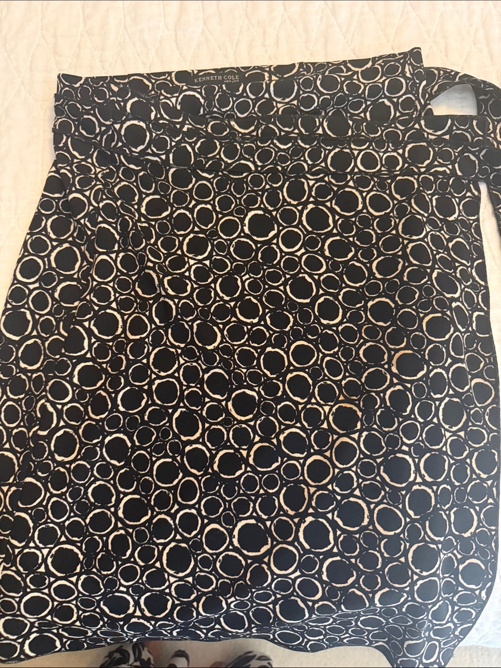 Kenneth Cole Black & Cream Circle-Print Pencil Skirt